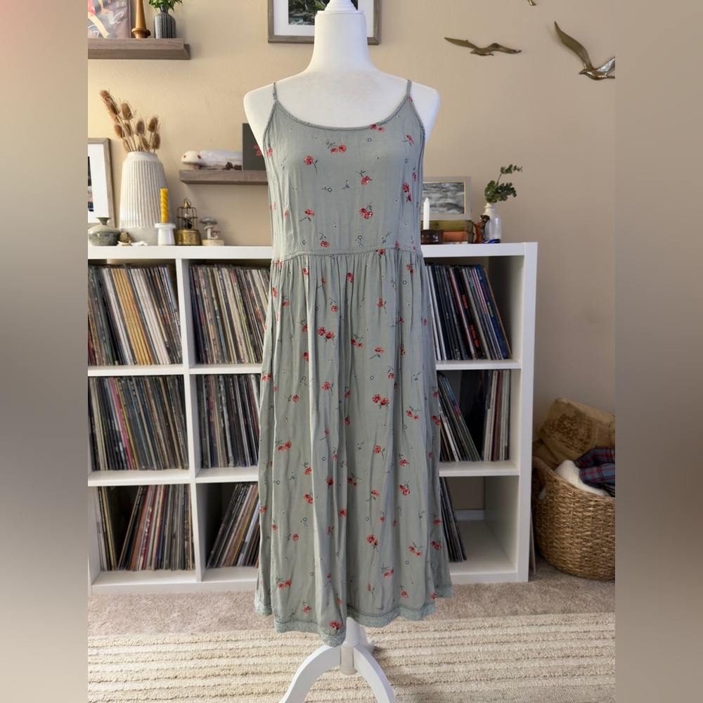 Vintage 90s Express Compagnie Internationale Size Medium Rayon Midi Floral Dress